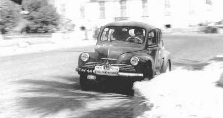 Paul Condrillier i Daniel – Renault 4CV.